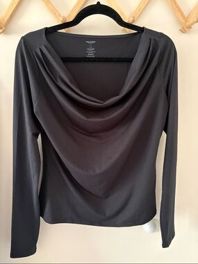 NWOT GIRLFRIEND COLLECTIVE Ayden Cowl Size M